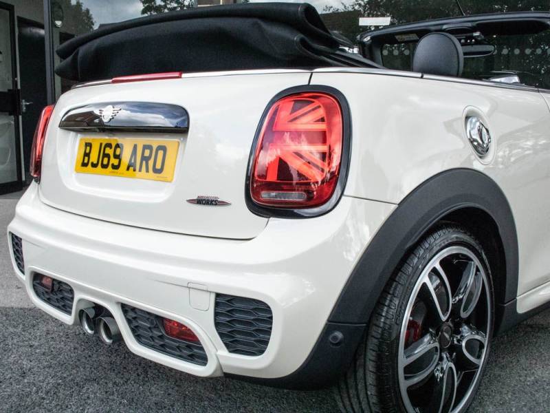 MINI Convertible   Registered:2019(69)