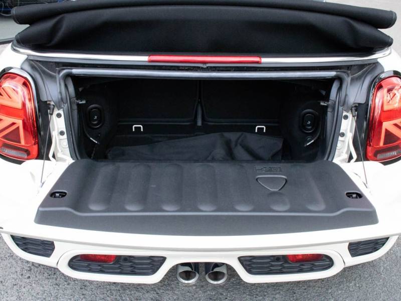 MINI Convertible   Registered:2019(69)