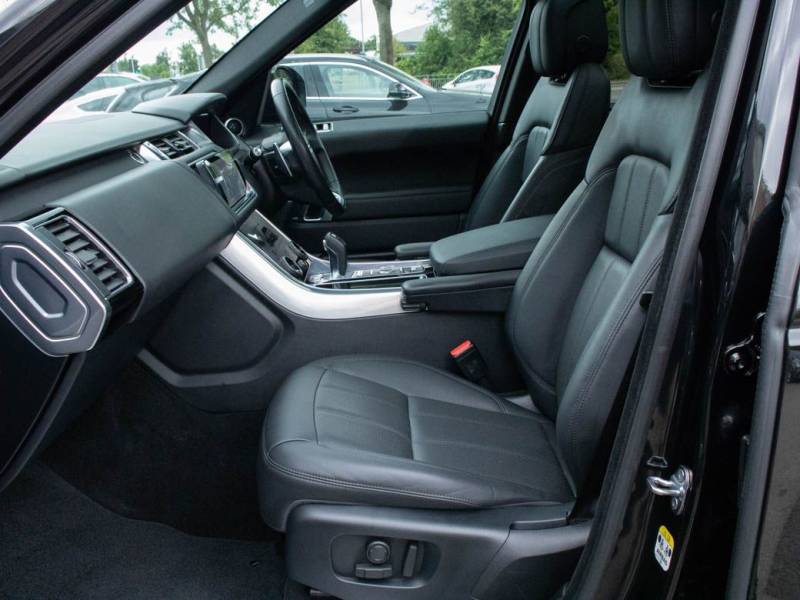 Land Rover Range Rover Sport   Registered:2018(18)