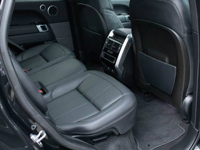 Land Rover Range Rover Sport   Registered:2018(18)