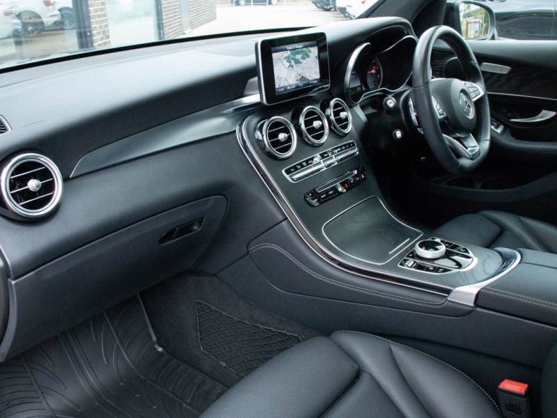 Mercedes Benz GLC   Registered:2019(19)