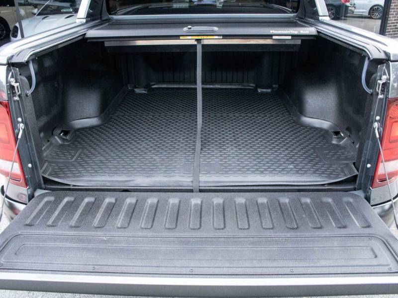 Volkswagen Amarok   Registered:2020(20)