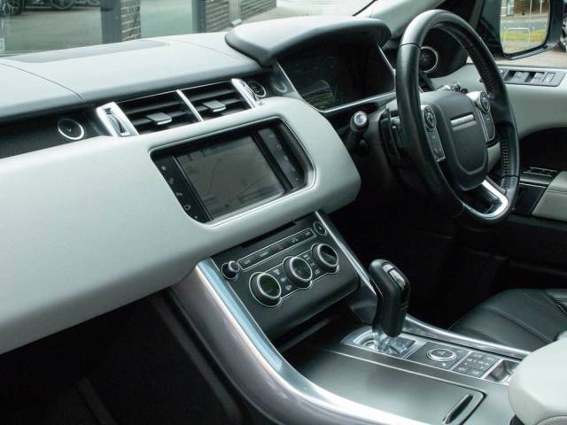 2017 Land Rover Range Rover Sport 3.0 SDV6 HSE Dynamic 4WD Auto 306ps