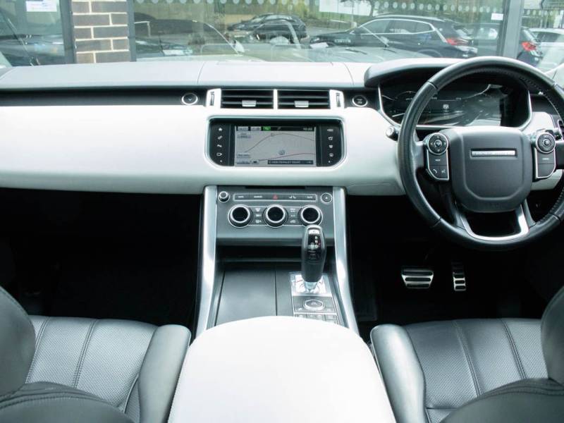 Land Rover Range Rover Sport   Registered:2017(17)