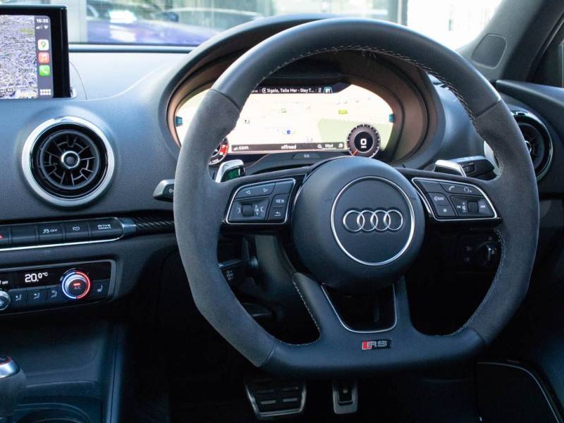 Audi RS3   Registered:2020(70)