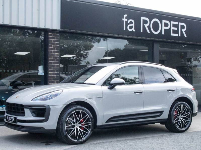 Porsche Macan   Registered:2022(22)