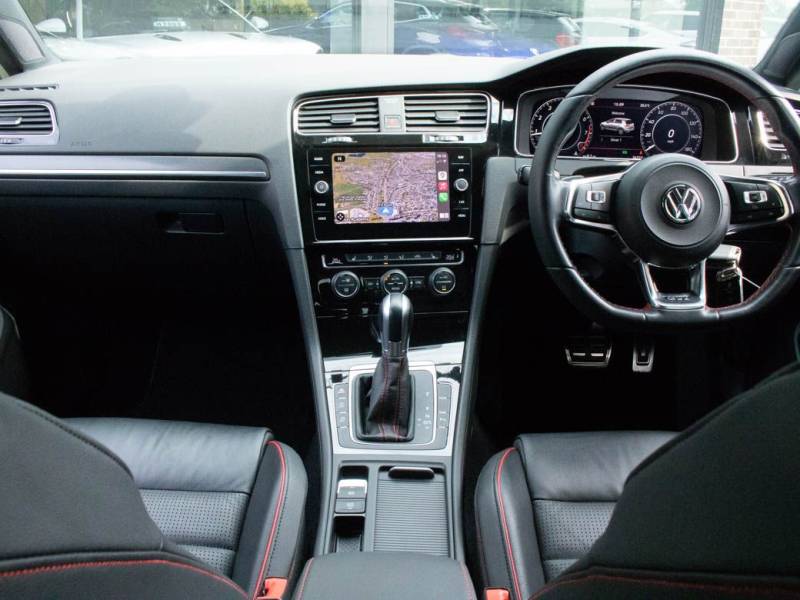 Volkswagen Golf   Registered:2018(18)