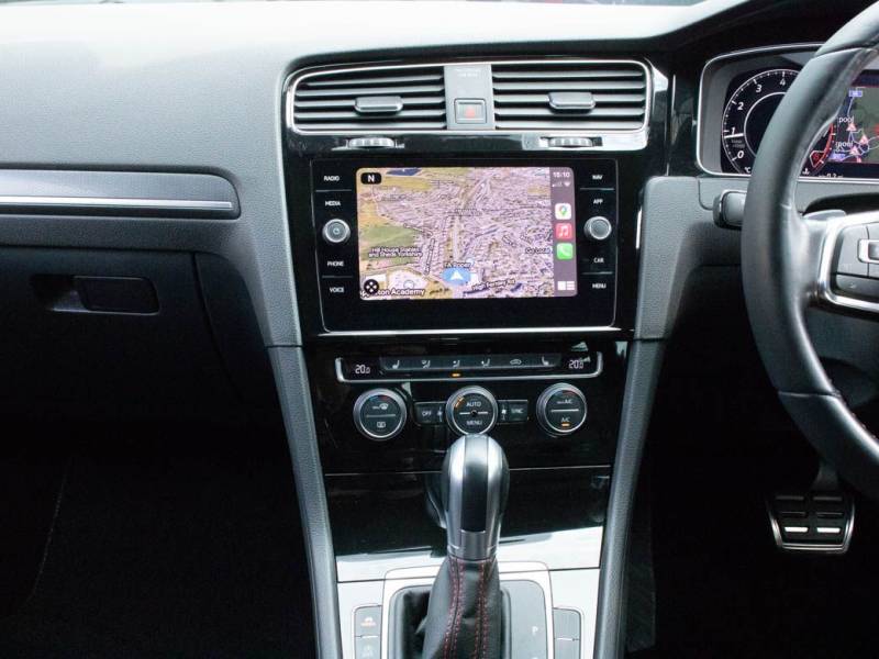 Volkswagen Golf   Registered:2018(18)