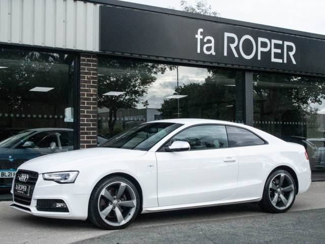 2016 Audi S5 3.0 TFSI Black Edition quattro S-tronic 333ps