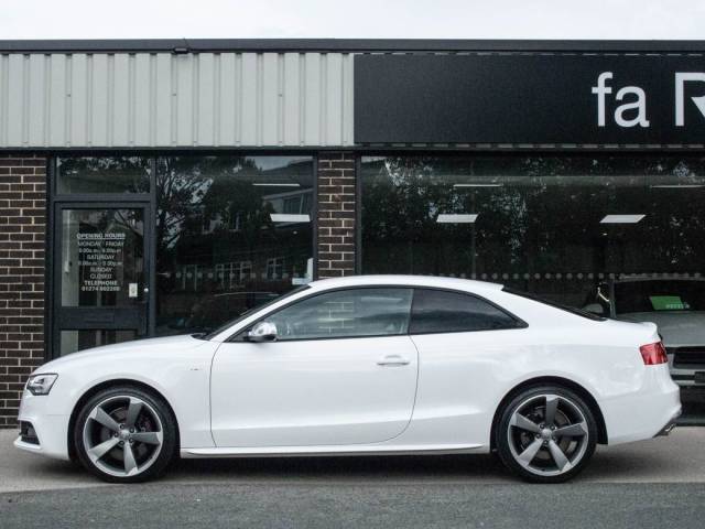 2016 Audi S5 3.0 TFSI Black Edition quattro S-tronic 333ps