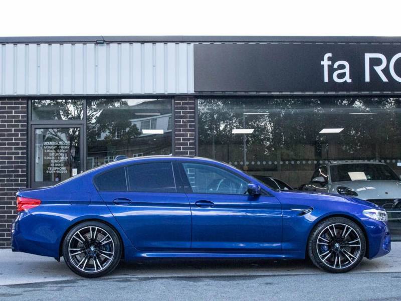 BMW M5   Registered:2019(69)