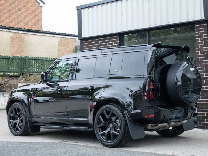 Land Rover Defender   Registered:2022(22)