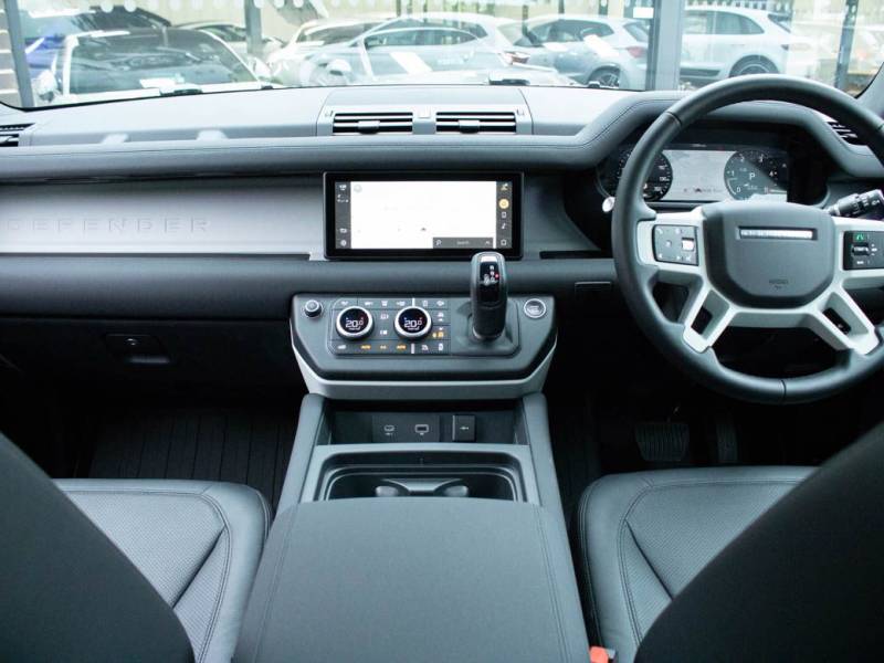 Land Rover Defender   Registered:2022(22)