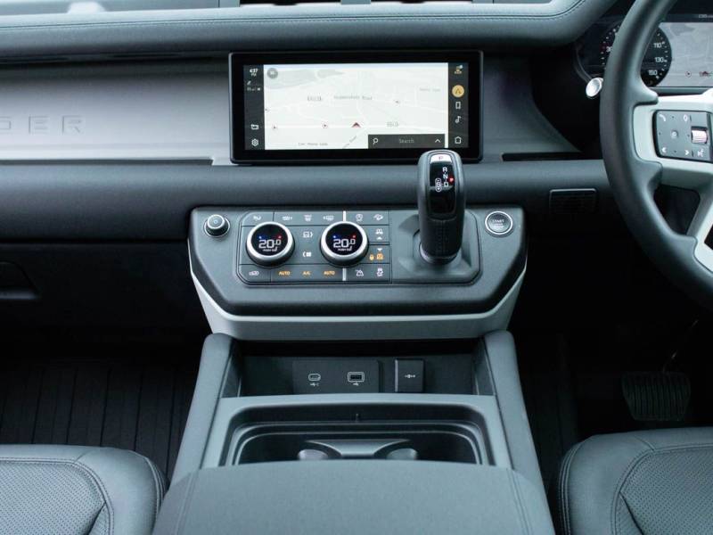 Land Rover Defender   Registered:2022(22)