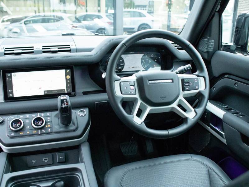 Land Rover Defender   Registered:2022(22)