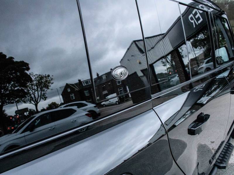 Land Rover Defender   Registered:2022(22)