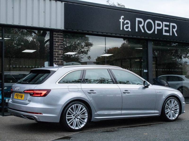 Audi A4 Avant   Registered:2019(19)