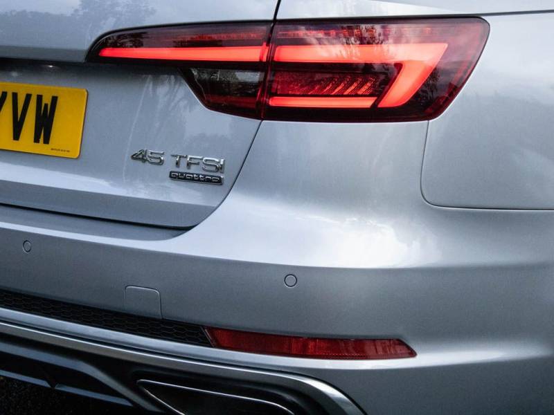 Audi A4 Avant   Registered:2019(19)