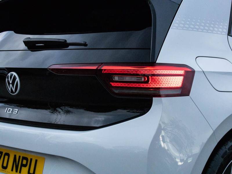 Volkswagen ID.3   Registered:2020(70)