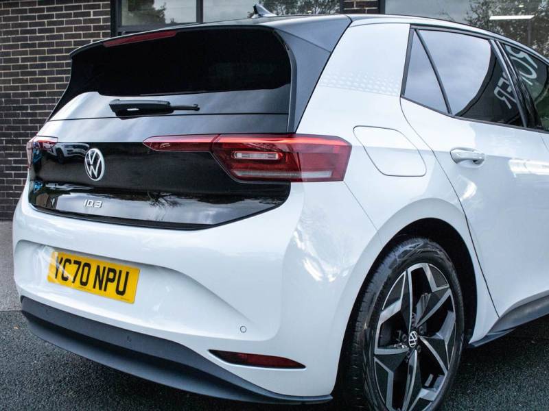 Volkswagen ID.3   Registered:2020(70)
