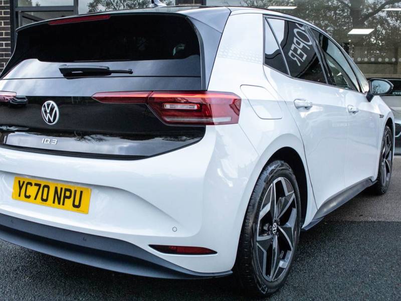 Volkswagen ID.3   Registered:2020(70)