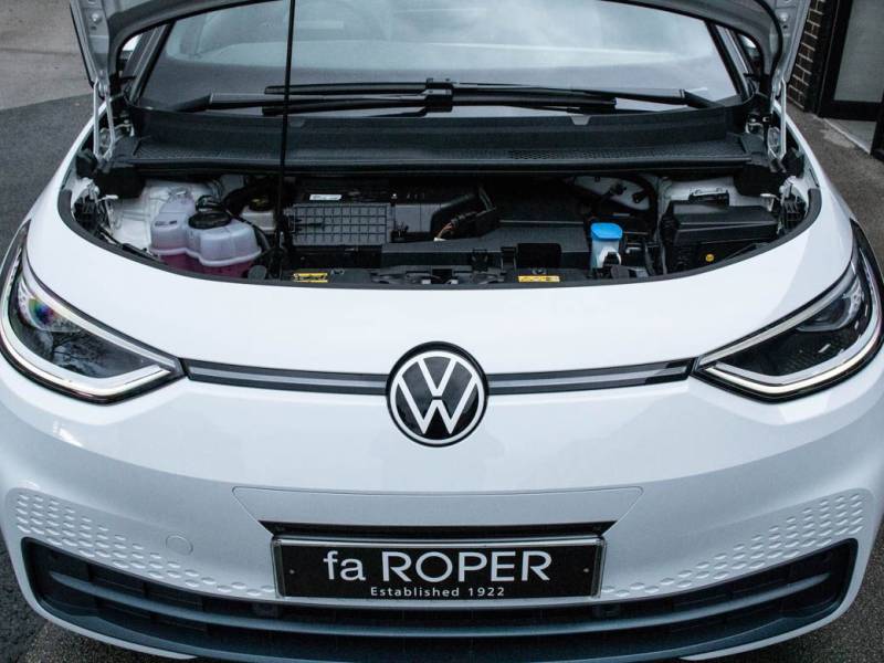 Volkswagen ID.3   Registered:2020(70)