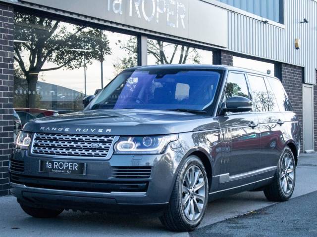 Land Rover Range Rover 3.0 TDV6 Vogue 4WD Auto Estate Diesel Waitomo Grey Metallic