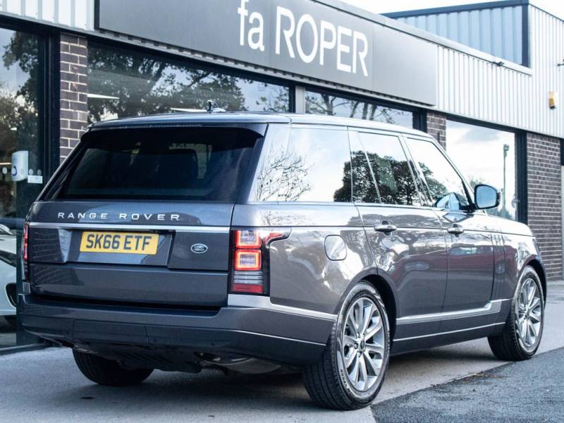 Land Rover Range Rover   Registered:2016(66)