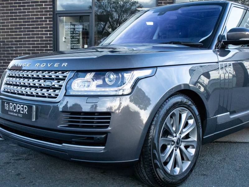 Land Rover Range Rover   Registered:2016(66)