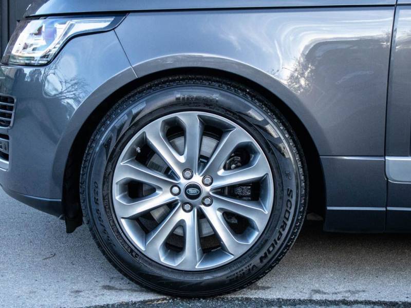 Land Rover Range Rover   Registered:2016(66)