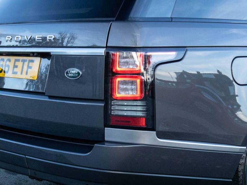 Land Rover Range Rover   Registered:2016(66)