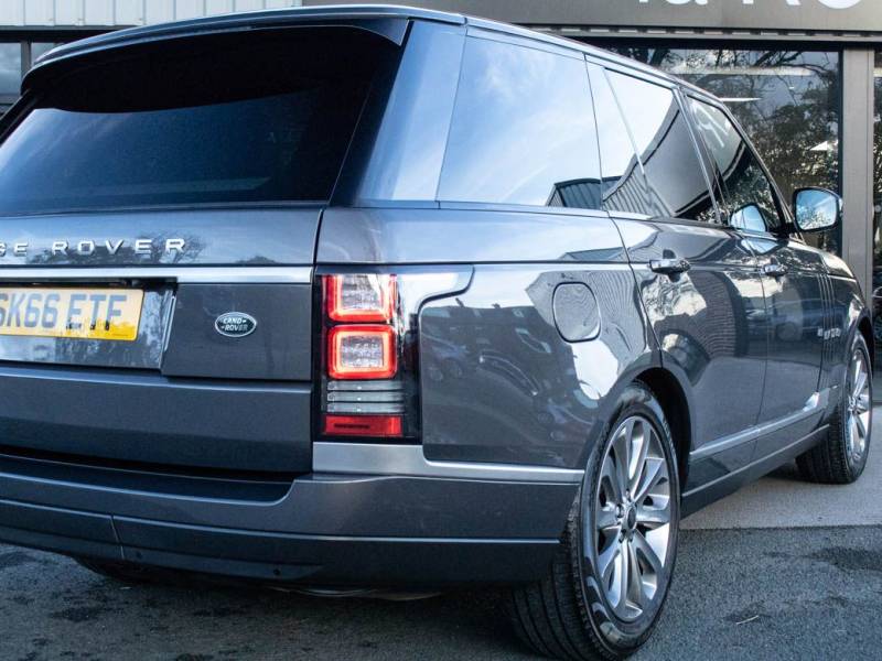 Land Rover Range Rover   Registered:2016(66)
