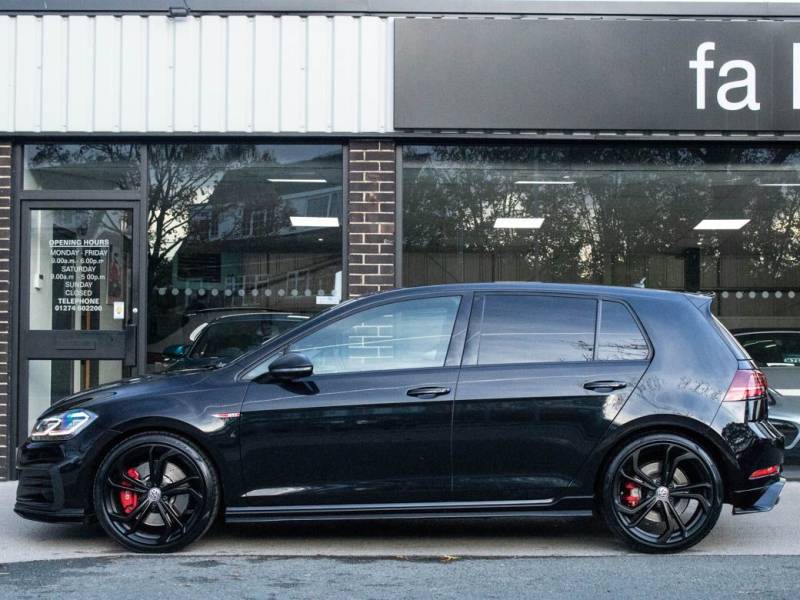 Volkswagen Golf   Registered:2019(69)