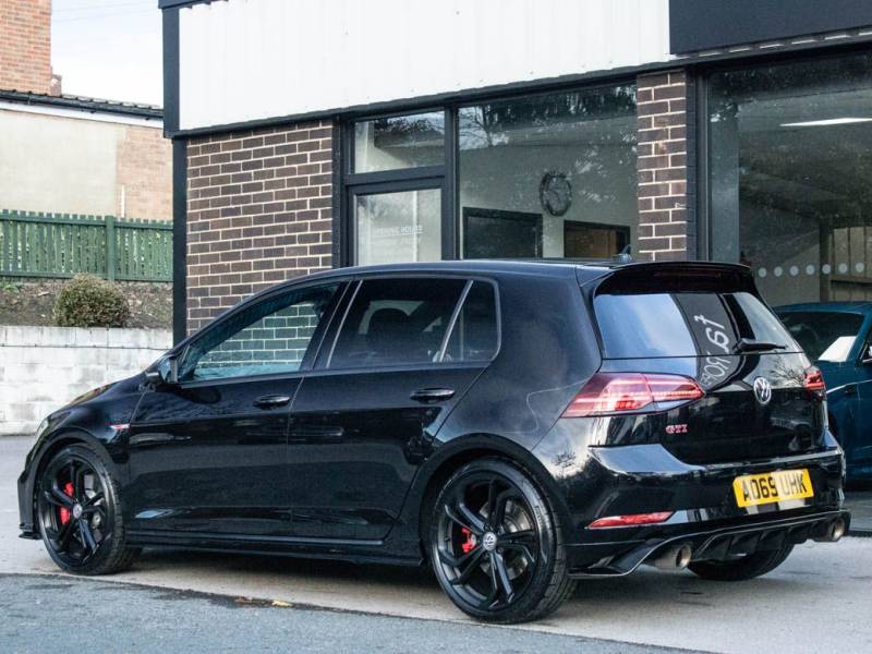 Volkswagen Golf   Registered:2019(69)