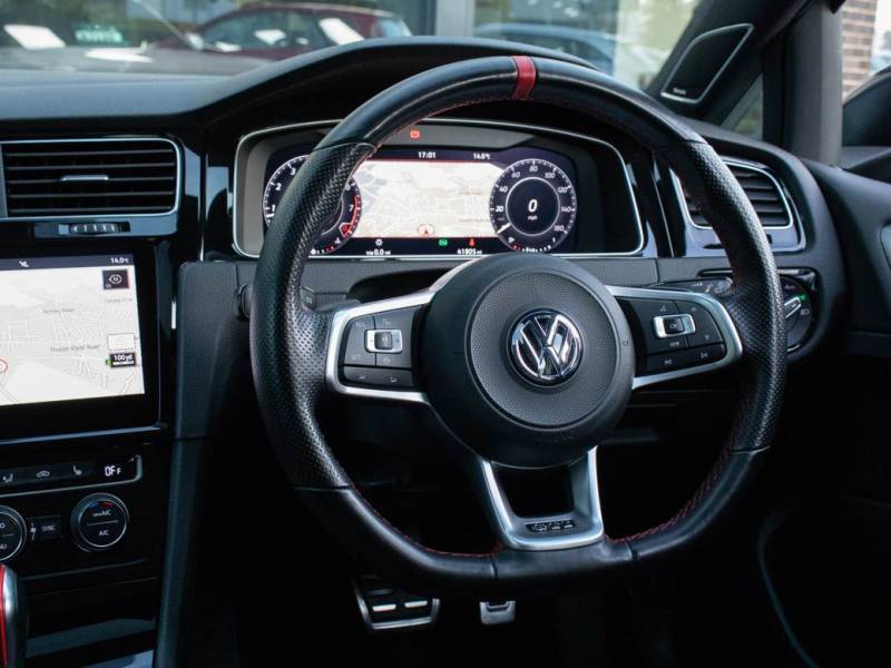 Volkswagen Golf   Registered:2019(69)