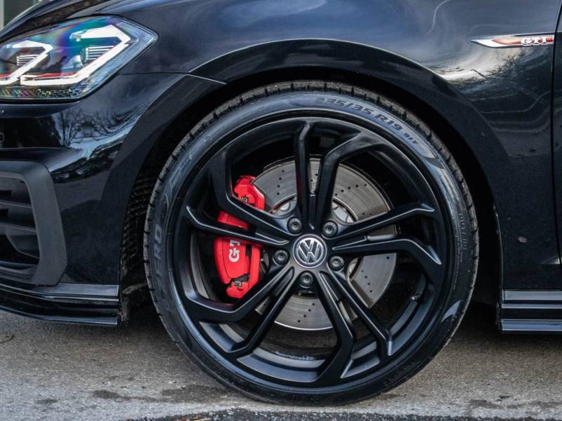 Volkswagen Golf   Registered:2019(69)