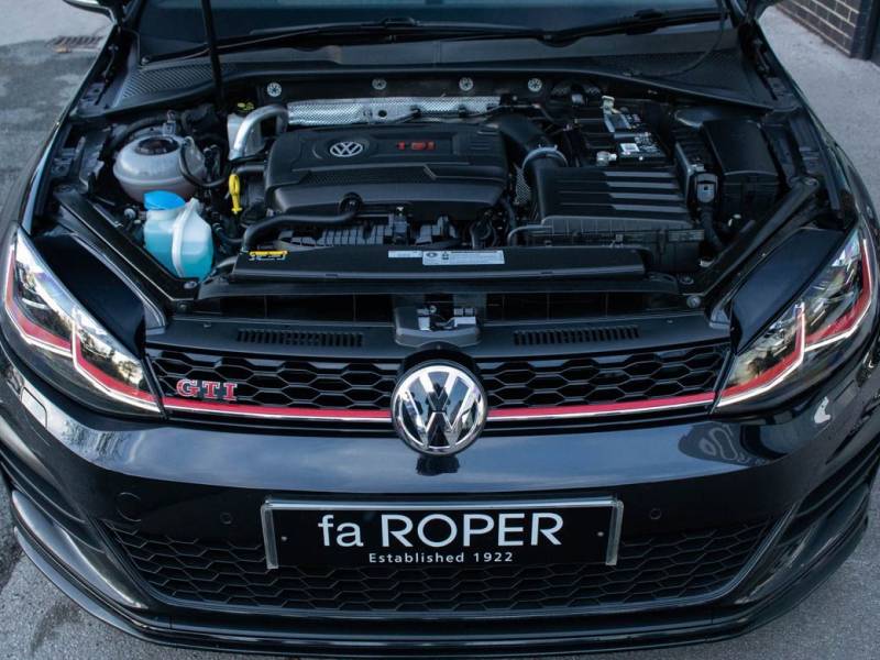 Volkswagen Golf   Registered:2019(69)