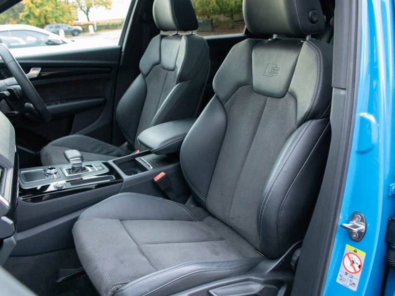 Audi Q5   Registered:2019(19)