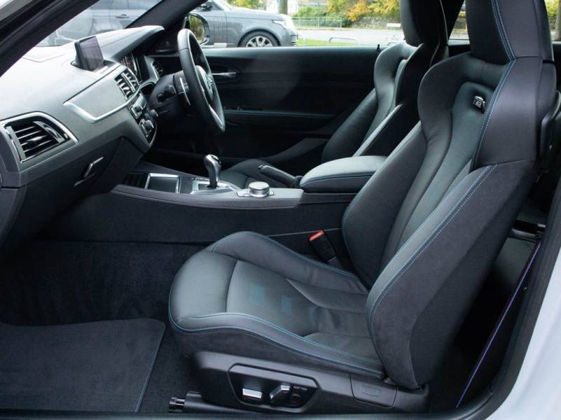 BMW M2   Registered:2020(70)