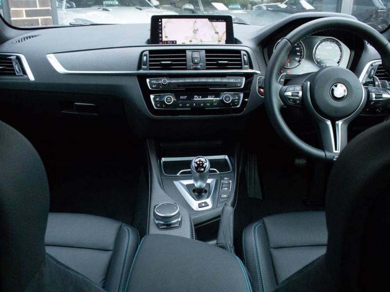 BMW M2   Registered:2020(70)