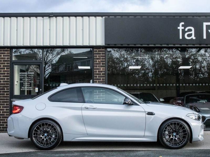 BMW M2   Registered:2020(70)