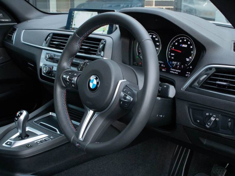 BMW M2   Registered:2020(70)