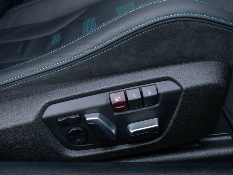 BMW M2   Registered:2020(70)