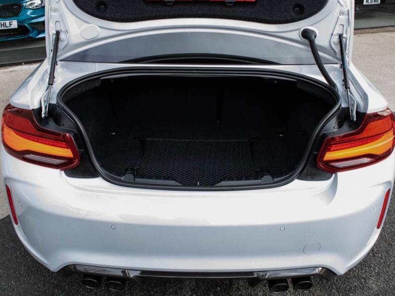 BMW M2   Registered:2020(70)