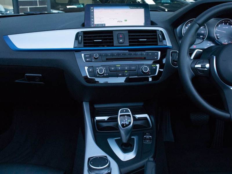 BMW 2 Series   Registered:2019(19)