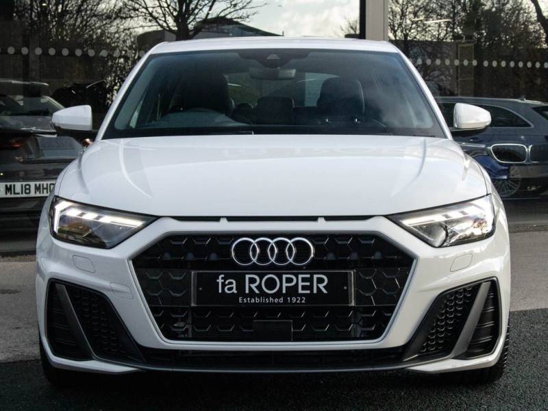 Audi A1   Registered:2022(22)
