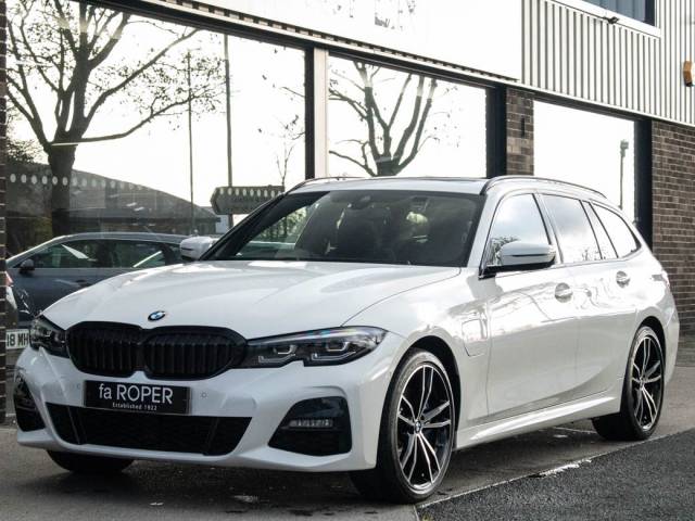 BMW 3 Series 2.0 330e M Sport Plus Touring PHEV Auto Estate Petrol / Electric Hybrid Alpine White
