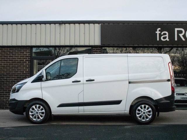 2017 Ford Transit Custom 2.0 TDCi 270 L1 H1 Van 105ps Manual 6 Speed EURO 6  £11900 plus vat