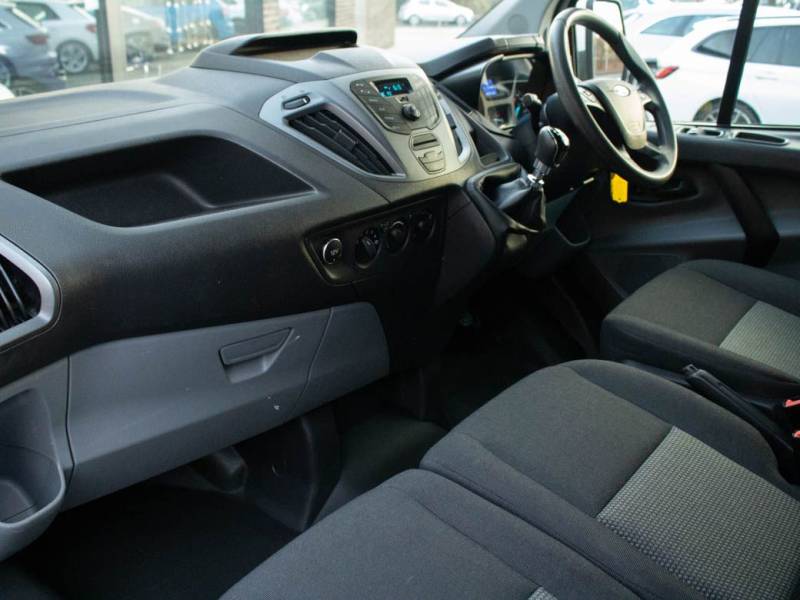 Ford Transit Custom   Registered:2017(17)