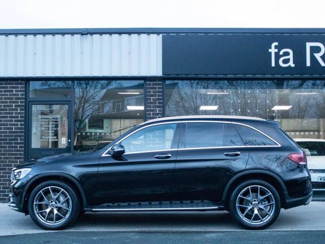 2019 Mercedes-Benz GLC 2.0 GLC 300 AMG Line Premium Plus SUV 4MATIC 9 Speed Automatic 258ps
